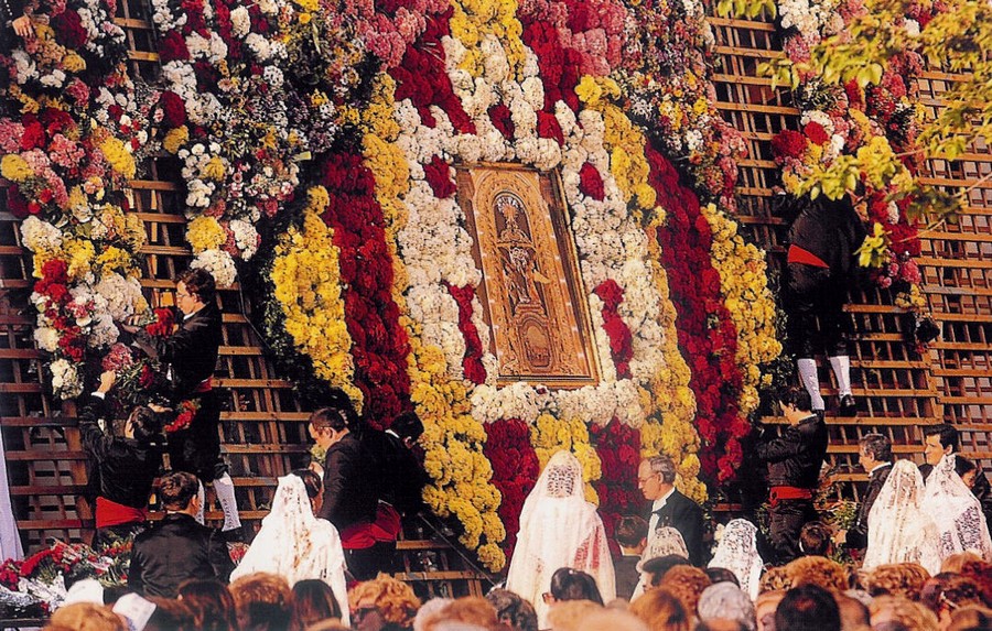 Resultado de imagen de Fiestas de la Magdalena (CastellÃ³n de la Plana)